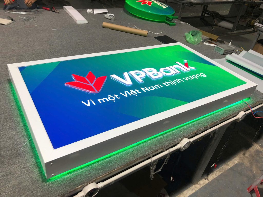 thi cong bang hieu VPBank (16)